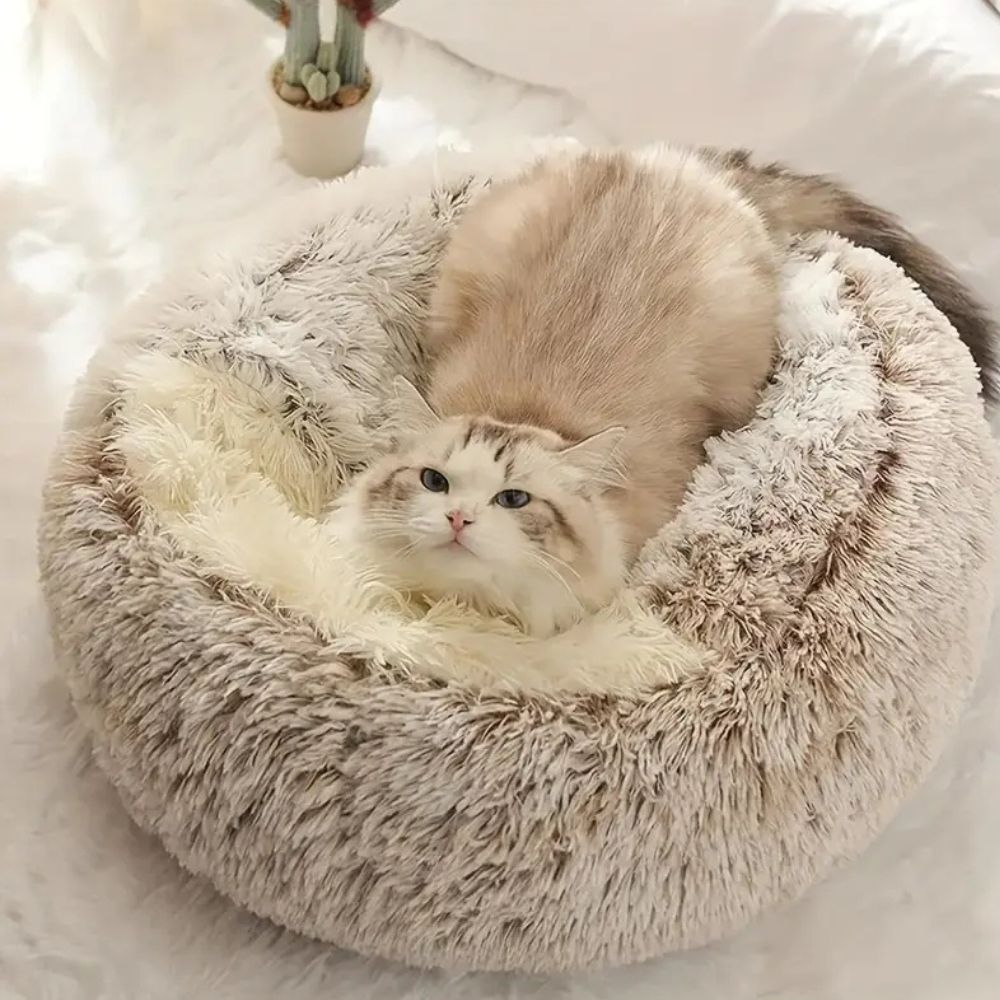 Lisslune | Round Hooded Synthetic Fur Pet Bed