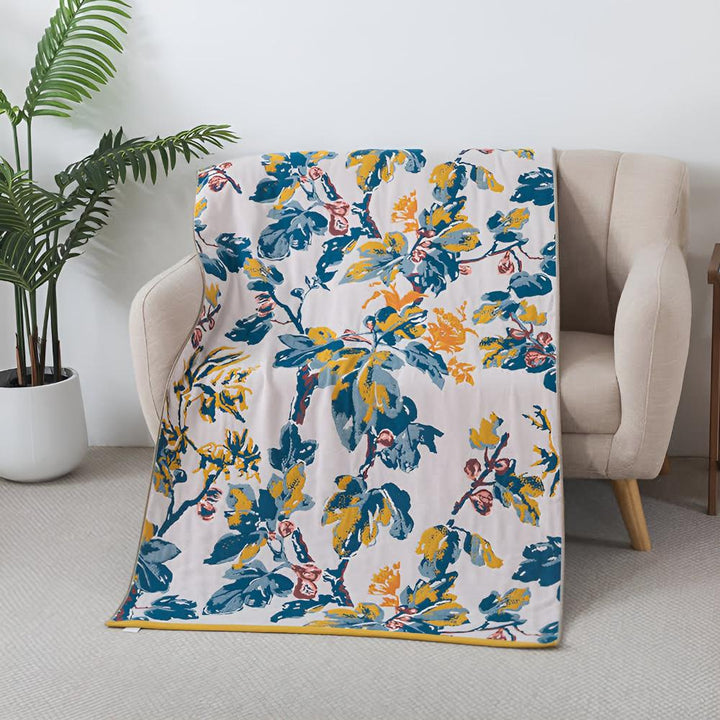 Lisslune | Nature’s Embrace Floral Bath Towel