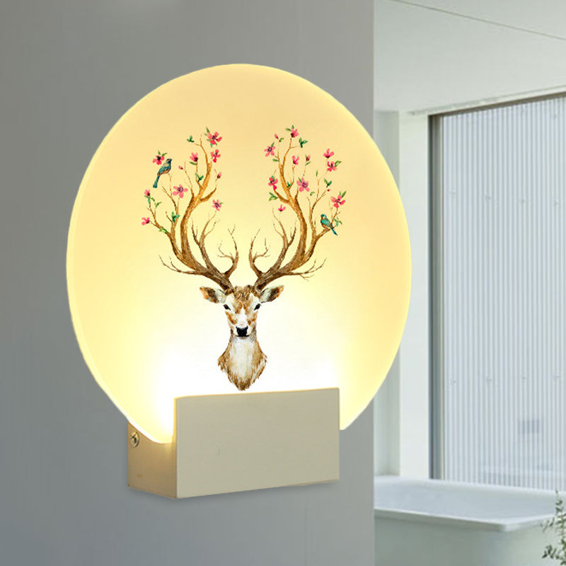 Skørter | Round Guest Room Moose Deer Wall Mural Light Acrylic LED Oriental Style Wall Light Body in White