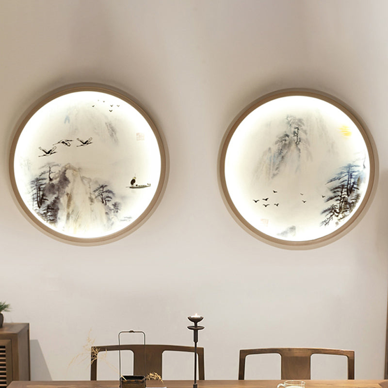 Skørter | White round wall-mounted lighting Asian style LED metal wall lamp with pine tree and bird pattern