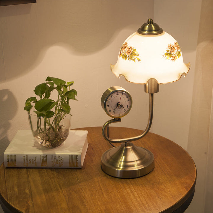 Lisslune | Florvella – rustic flower table lamp with slanted crystal