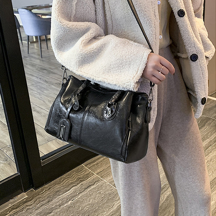 Lisslune | New handbags made of oil wax leather Boston, large tote bag made of soft leather