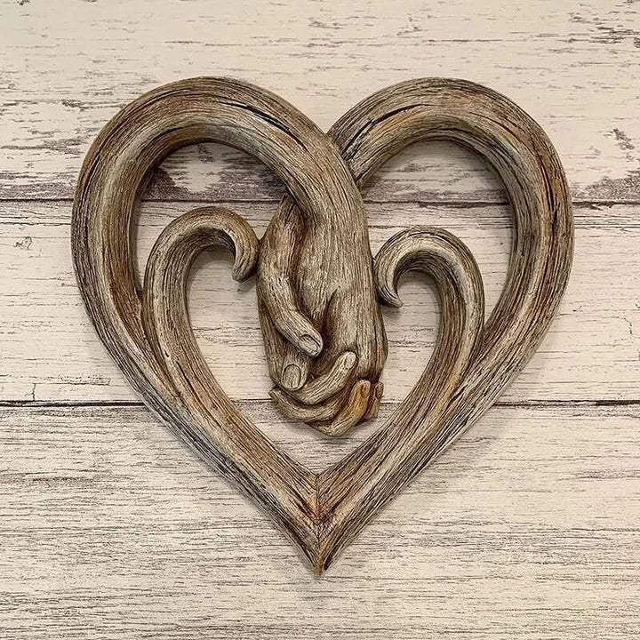 Lisslune | Rustic Wooden Heart-Shaped Wall Decoration
