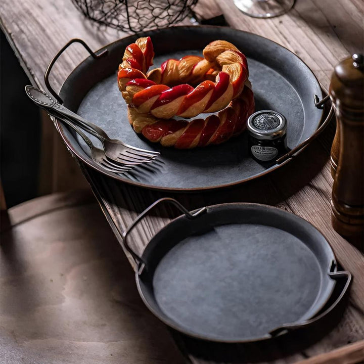 Lisslune | Retro Round Metal Dinner Serving Trays