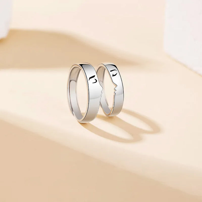 Lisslune | Love at first kiss couple rings