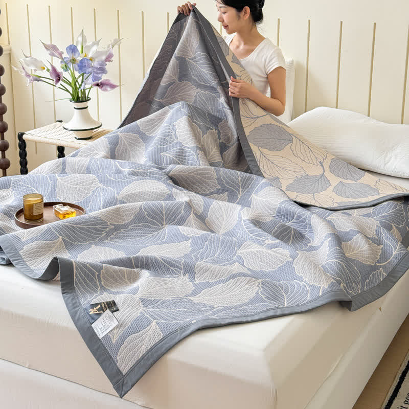 Lisslune | Mulberry Leaf Cotton Triple Gauze Blanket