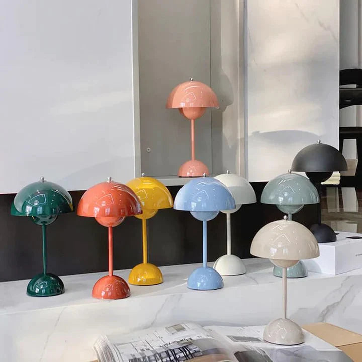 Lisslune | Modern table lamp