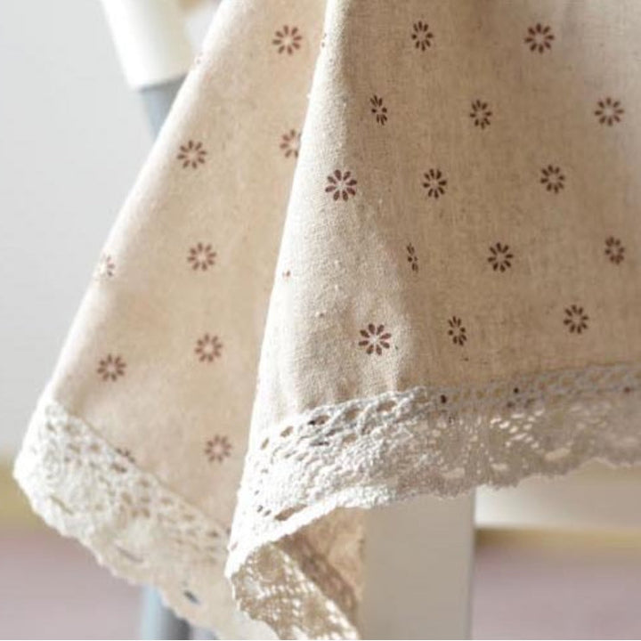 Lisslune | Daisy Print Cotton Linen Tablecloth