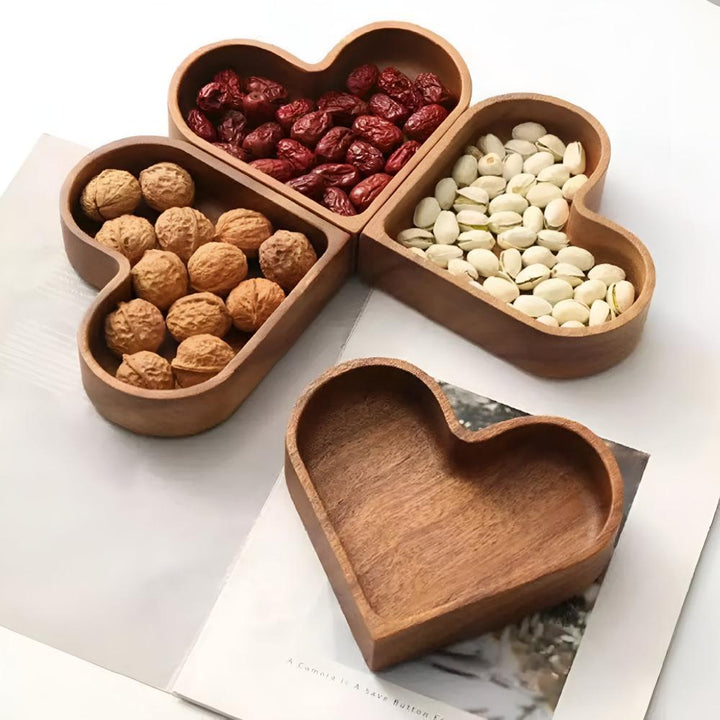 Lisslune | Heart-Shaped Wooden Snack Tray | 4 pcs