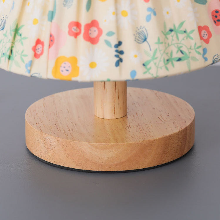 Lisslune | Modern Minimalist Creative Iron Flower Shape 1-Lamp Table Lamp