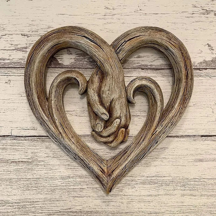 Lisslune | Wooden wall decoration in heart shape
