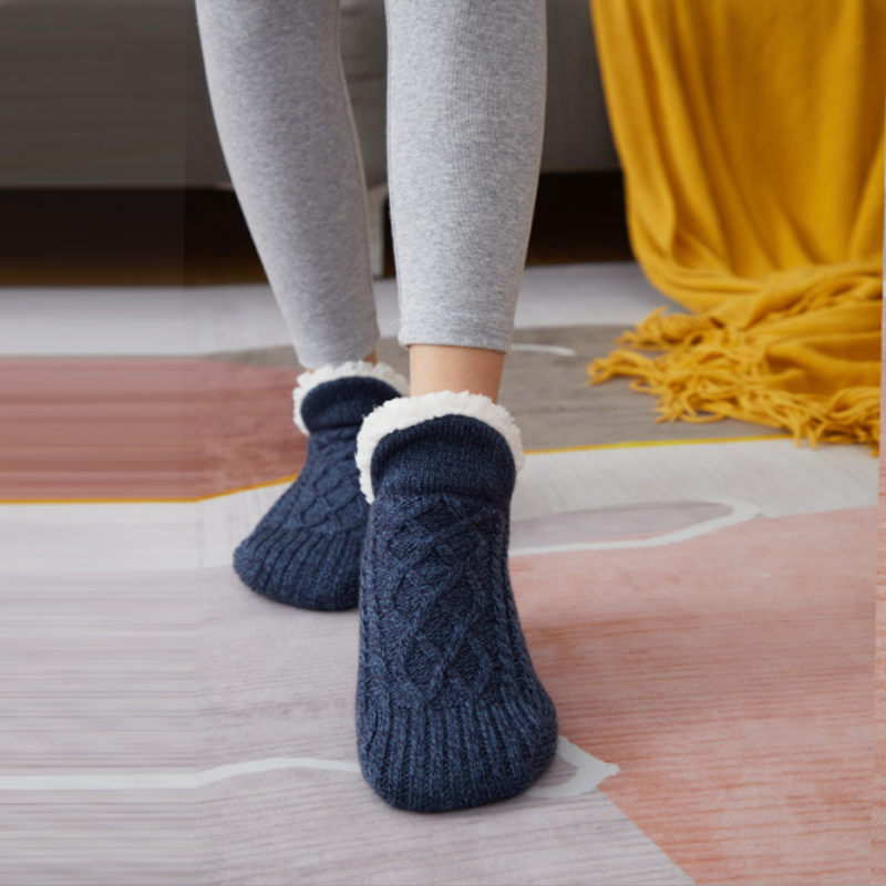 Lisslune | V neck Cozy Socks Slippers