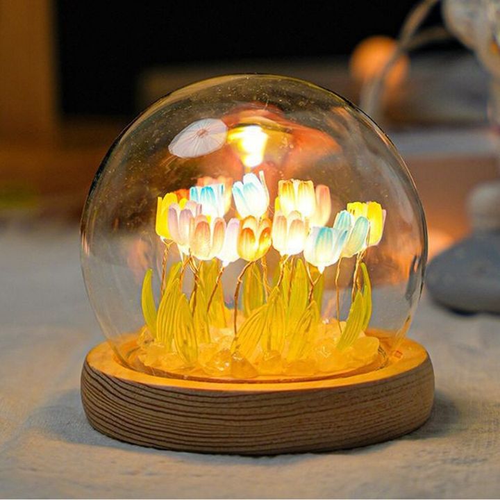 Lisslune | DIY glowing tulip night light