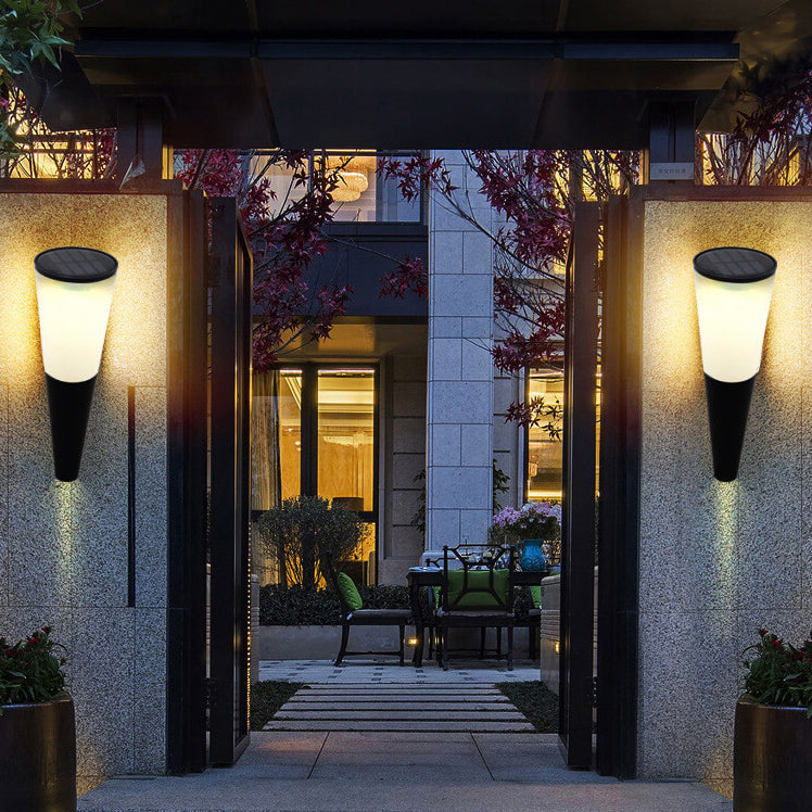 Lisslune | Truro Solar Wall Light Anthracite - Energy-Efficient Solar Outdoor Wall Illumination