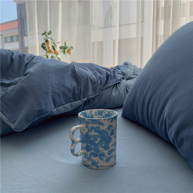 Rynx Two-Color Aesthetic Bedding Set