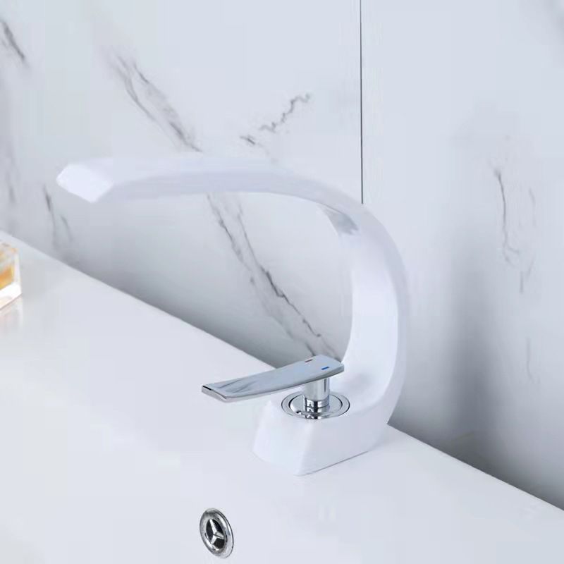 Lisslune | 17 cm High Sink Faucet Luxury 1 Hole Sink Faucet Cubic Bathroom Faucet
