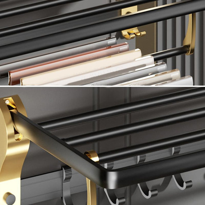Lisslune | Contemporary stainless steel bathroom accessories as a single piece or in a set in black and gold