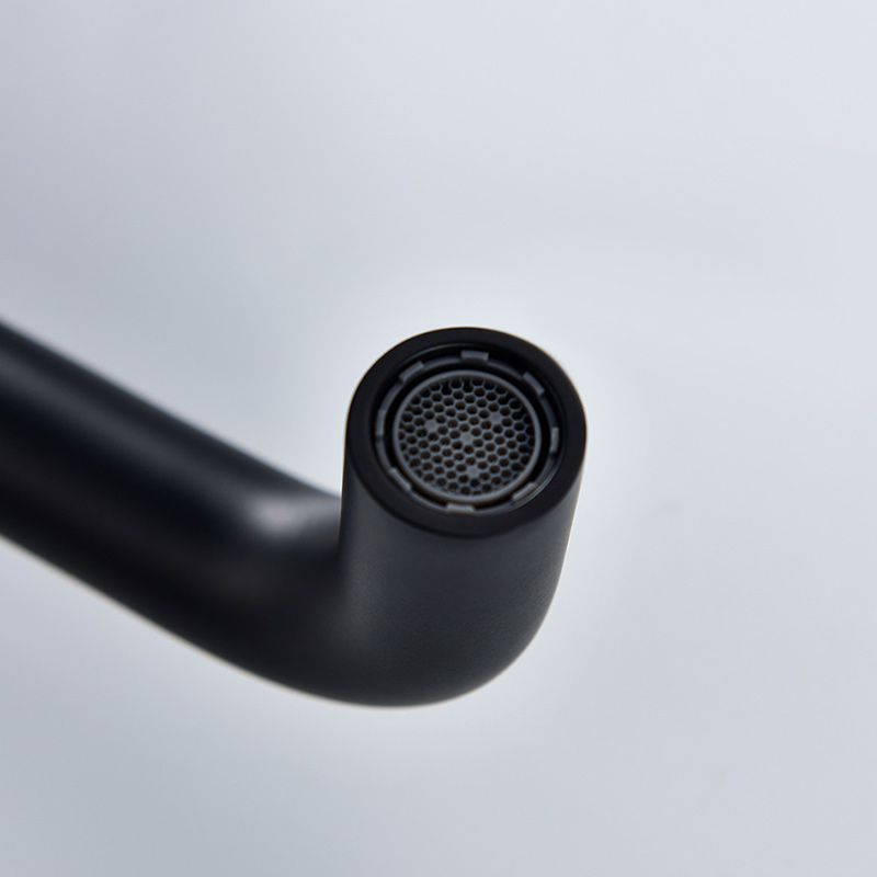 Lisslune | 3 holes faucet 2 cross handle wall-mounted faucet for the bathroom