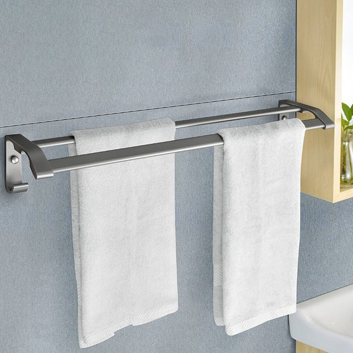 Lisslune | Contemporary Metal 5-piece Bathroom Accessories Set with Bath Shelf