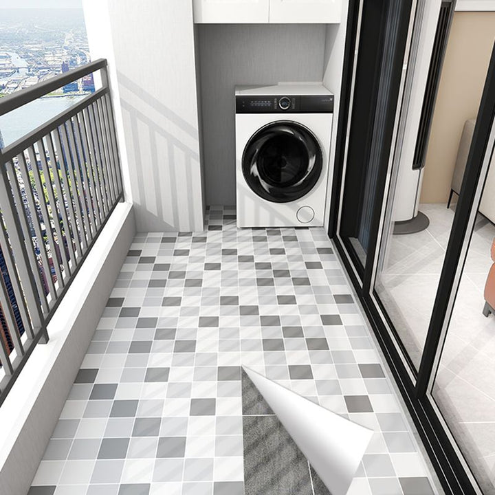 Lisslune | Modern Vinyl Flooring Self-Adhesive Geometrically Printed Vinyl Plank Flooring