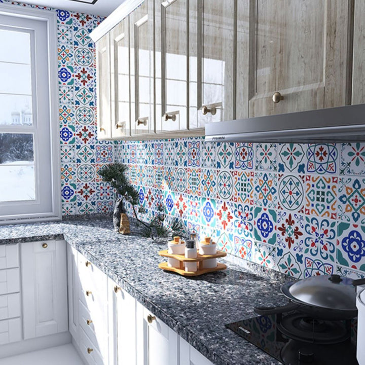 Lisslune | Plastic Peel & Stick Mosaic Tile Square Waterproof Peel and Stick Backplate