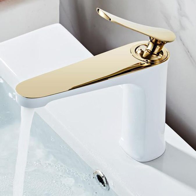Lisslune | Light Luxury Sink Faucet 6.69" H Modern Brass Sink Faucet