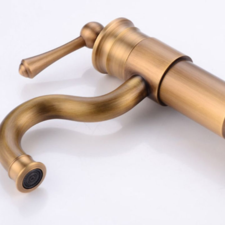 Lisslune | Classic basin tap with swivel spout, single lever basin mixer