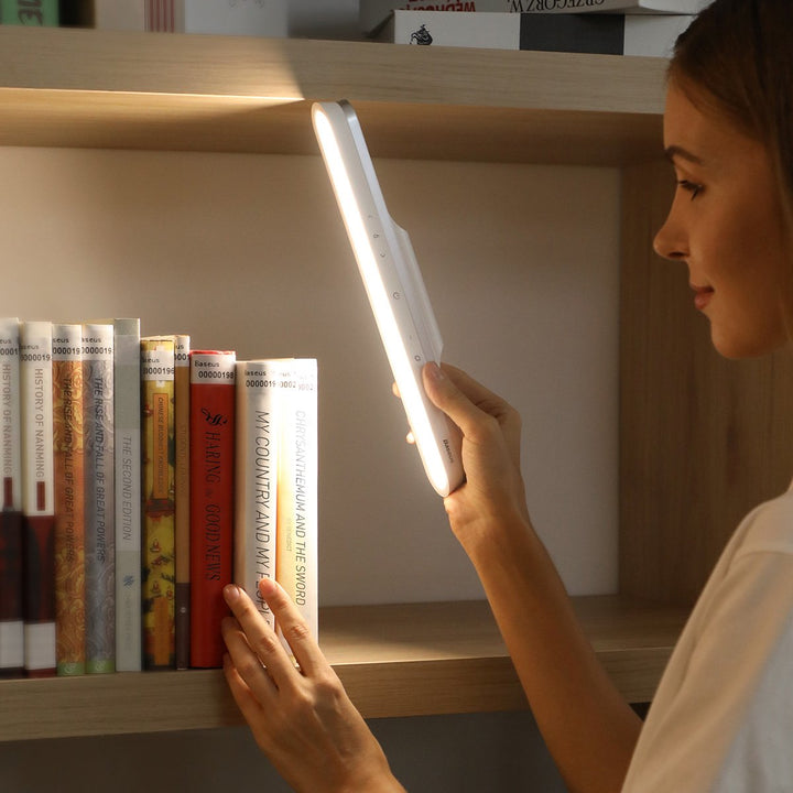 Lisslune | GlowLine – Minimalistic LED Light Bar with Innovative Functionality