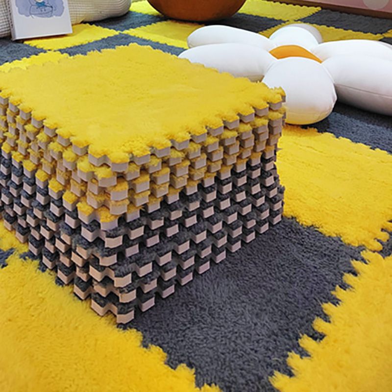 Lisslune | Modern Tiles and Carpet Plush Cut Composite Non-Slip Carpet Tiles