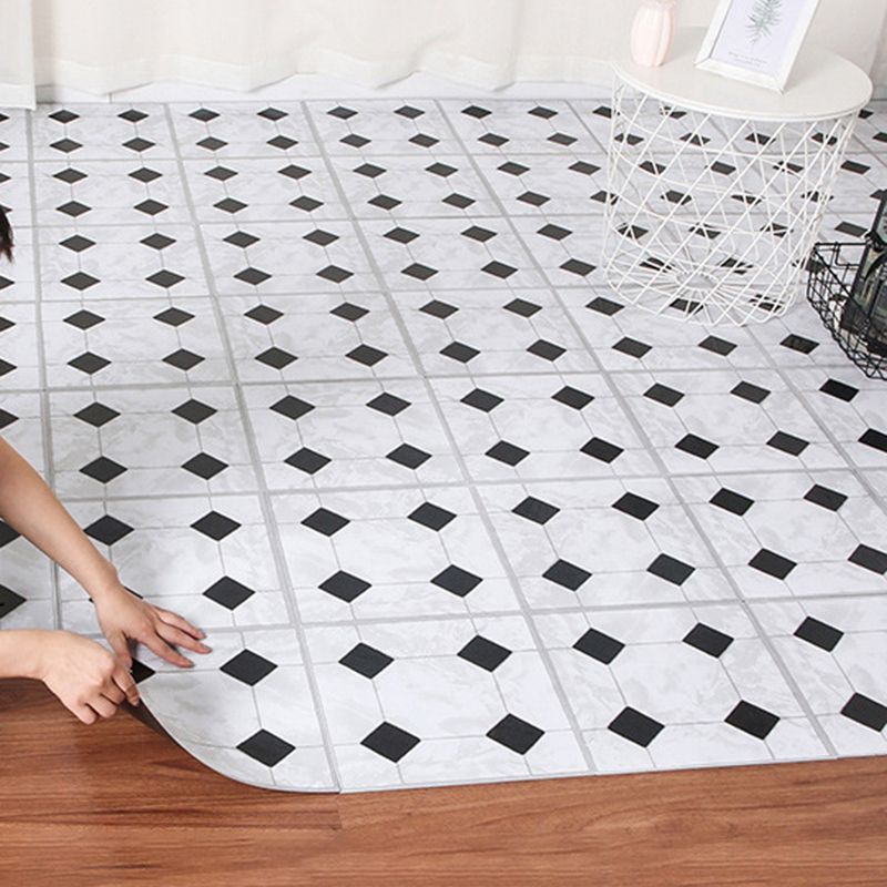 Lisslune | Peel and Stick PVC flooring matte vinyl flooring with diamond look