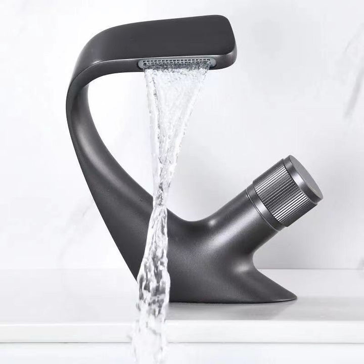 Lisslune | Modern center connection faucets single lever faucets with waterfall spout