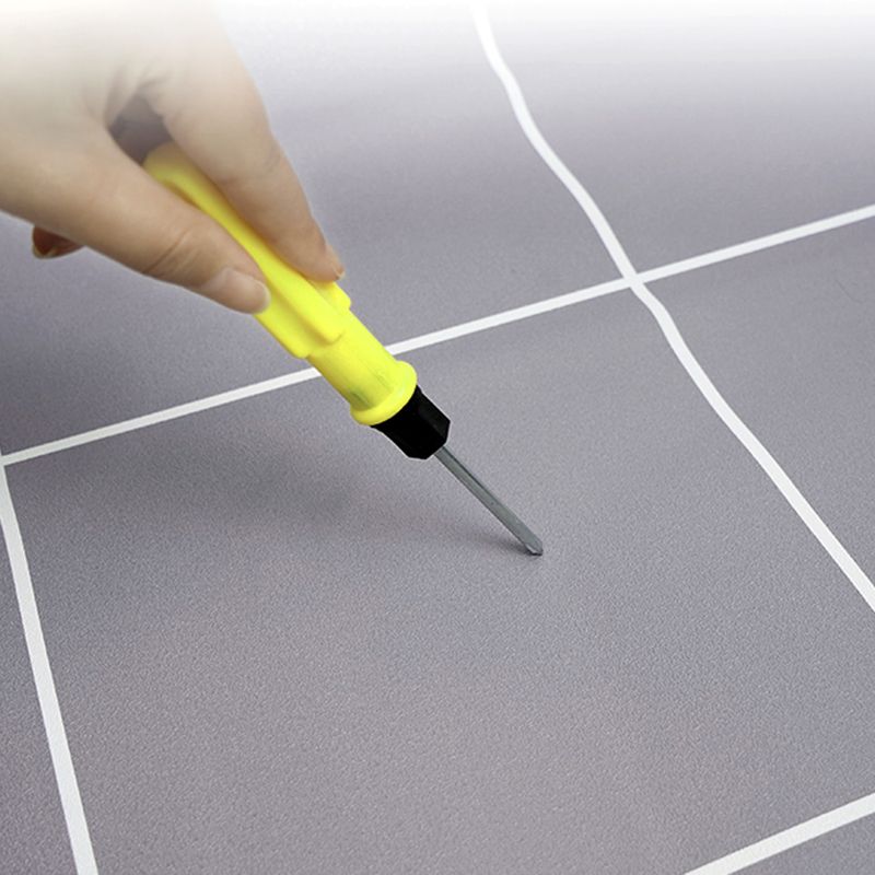 Lisslune | 4 mm thick PVC flooring Living Spaces Smooth Peel & Stick Vinyl Flooring