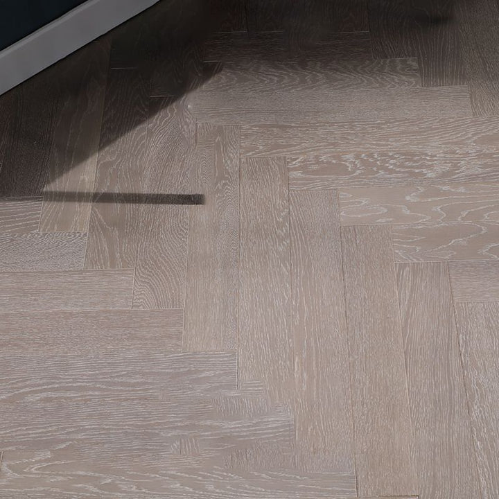 Lisslune | Indoor Laminate Flooring Wood Scratch Resistant Laminate Flooring