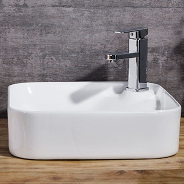 Lisslune | Modern Basin Solid Color Porcelain Sink