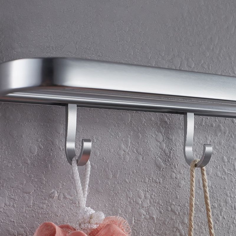 Lisslune | Contemporary bathroom accessory set made of aluminum with towel holder/bath shelf