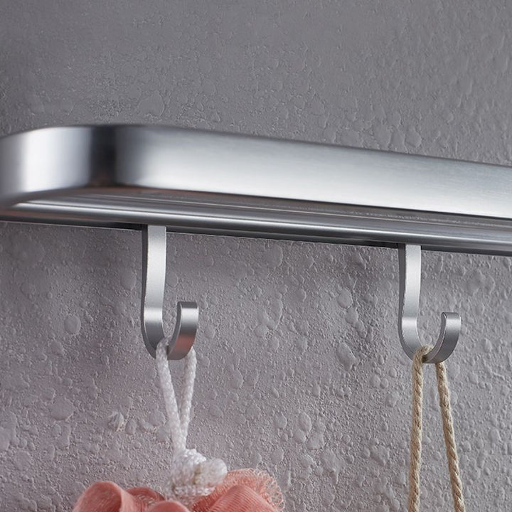 Lisslune | Contemporary bathroom accessory set made of aluminum with towel holder/bath shelf