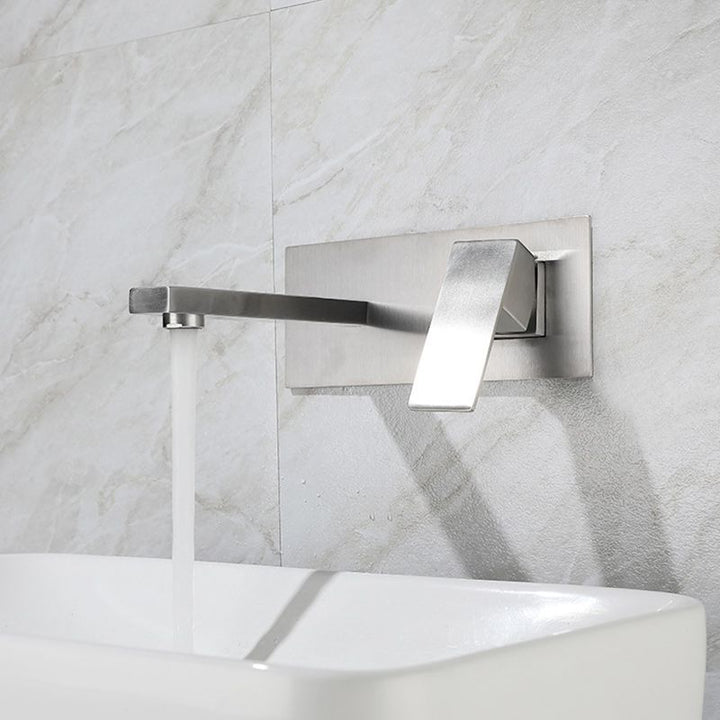 Lisslune | Contemporary style faucets with lever handles Wall-mounted faucets for the bathroom