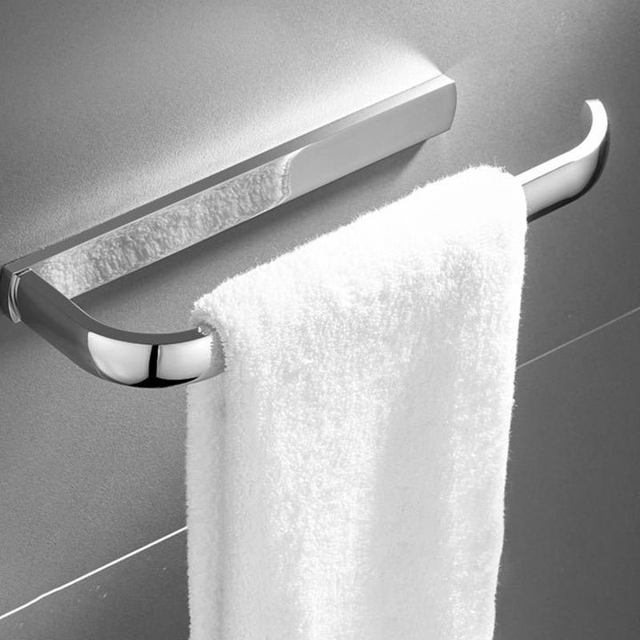 Lisslune | Contemporary silver bathroom set with bathroom shelf and towel rail
