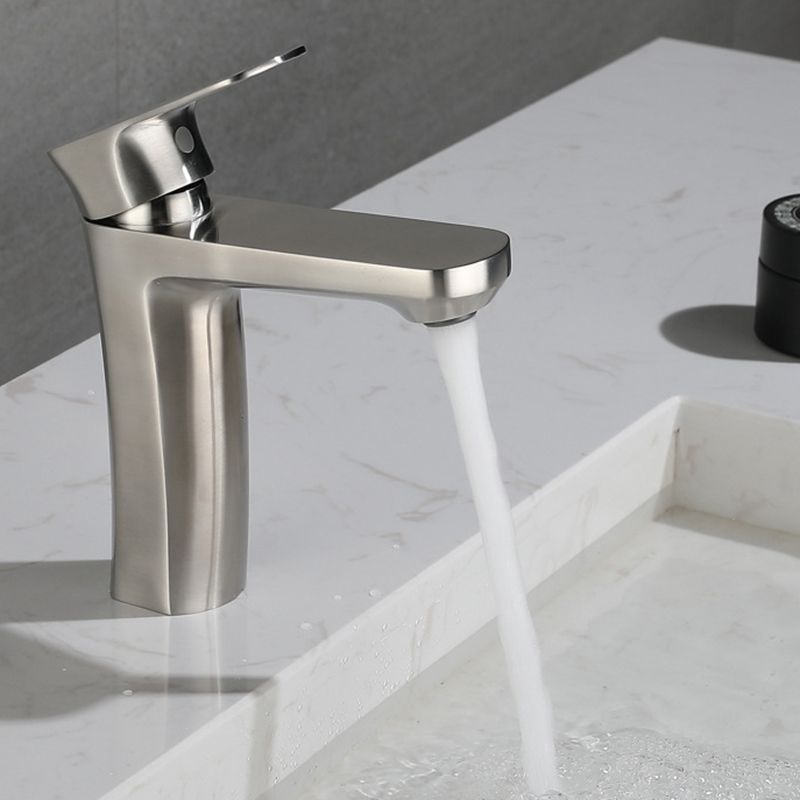 Lisslune | Square 1-Handle Basin Mixer 1 Hole Basin Mixer