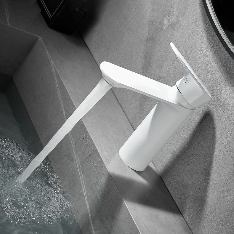 Lisslune | Bathroom Sink Faucet Lever Handle Brass Single Color Bathroom Faucet