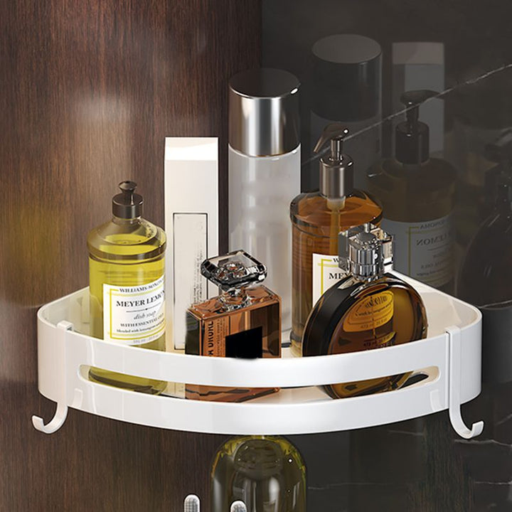 Lisslune | Modern white bathroom accessories as a single piece or in a set made of metal