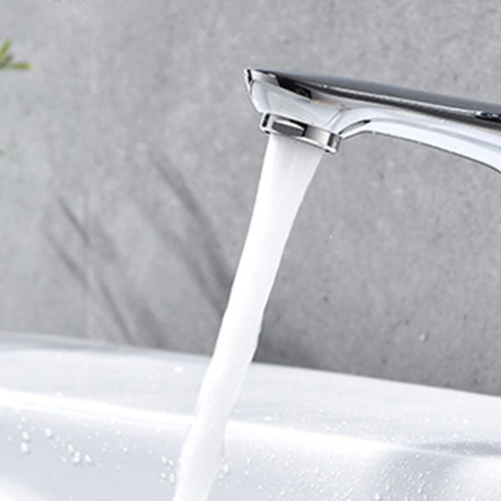 Lisslune | Basic Metal Washbasin Faucet Silver Bathroom Faucet with Lever Handle