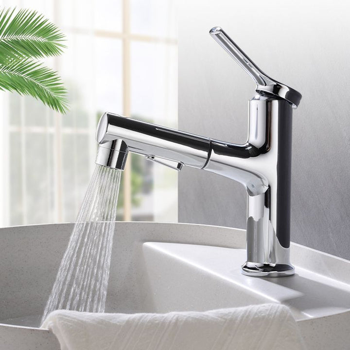 Lisslune | Round contemporary bathroom fixture with lever handle and single hole installation