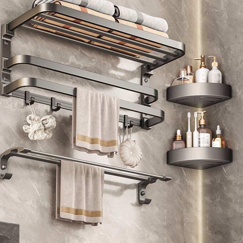 Lisslune | Traditional bathroom accessory as a single piece or in a set in gray