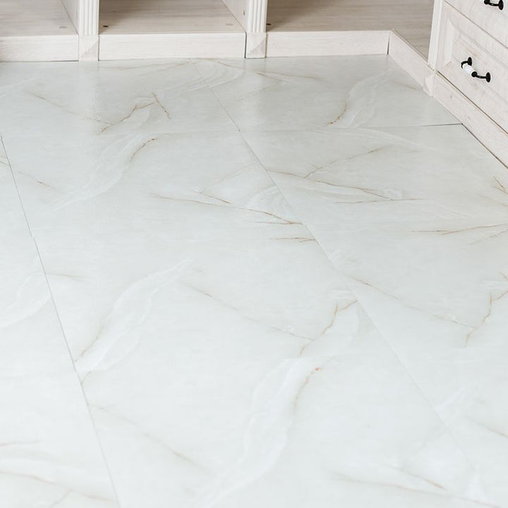 Lisslune | Scratch-resistant Vinyl Floors Self-adhesive Peel and Stick Waterproof Vinyl Flooring
