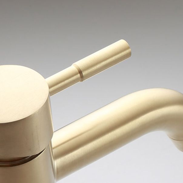 Lisslune | Deck Mounted Roman Tub Faucet Low Arc Tub Faucet Set in Gold