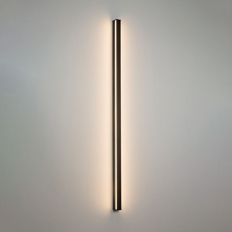 Lisslune | Minimalistic linear wall light LED atmospheric lighting