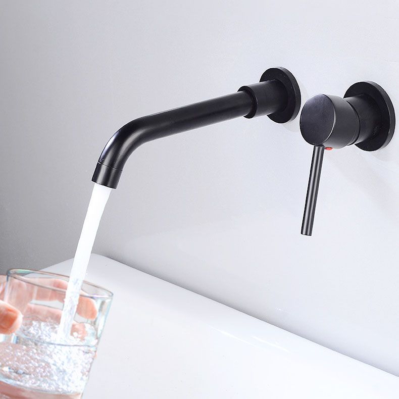 Lisslune | Wall mounted metal bathtub faucet single lever swivel bathtub tap trim