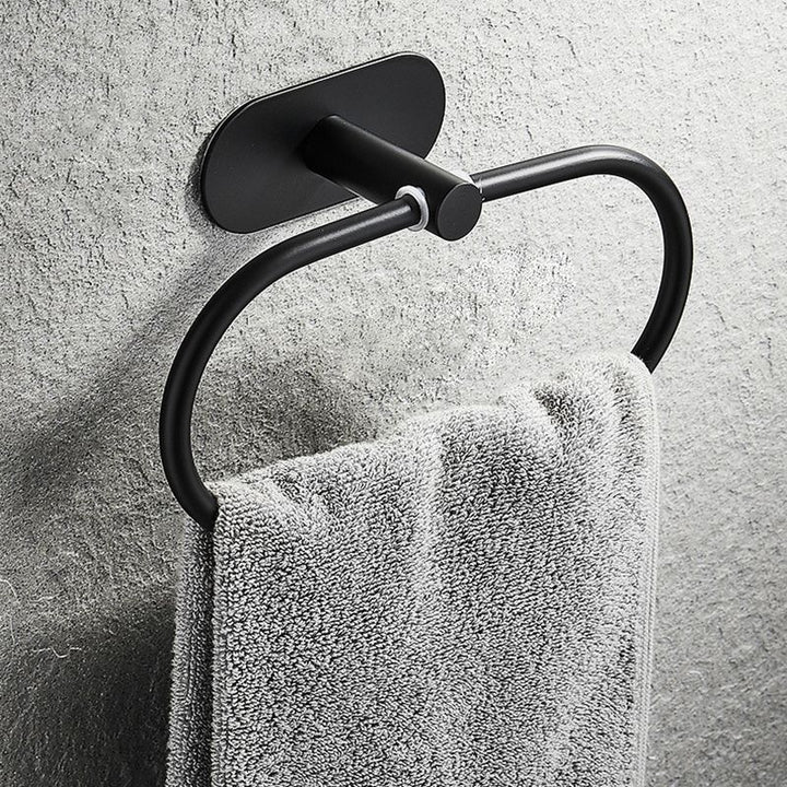 Lisslune | 4-piece traditional bathroom hardware set with towel ring/paper holder & bath towel hook
