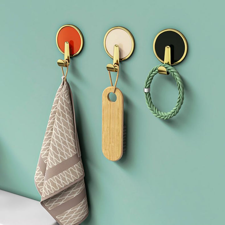 Lisslune | Contemporary 8-piece bathroom set 2.91 inch high bathrobe hooks